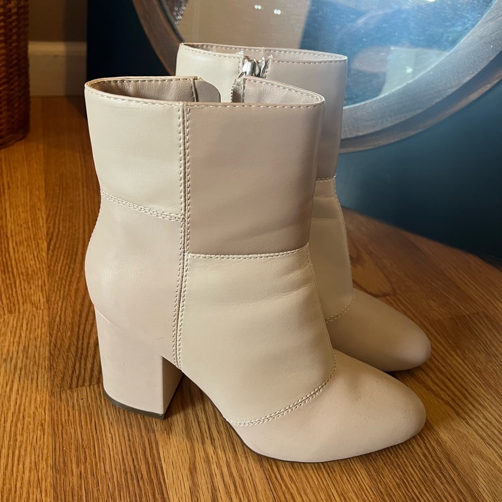 Boots Size 8